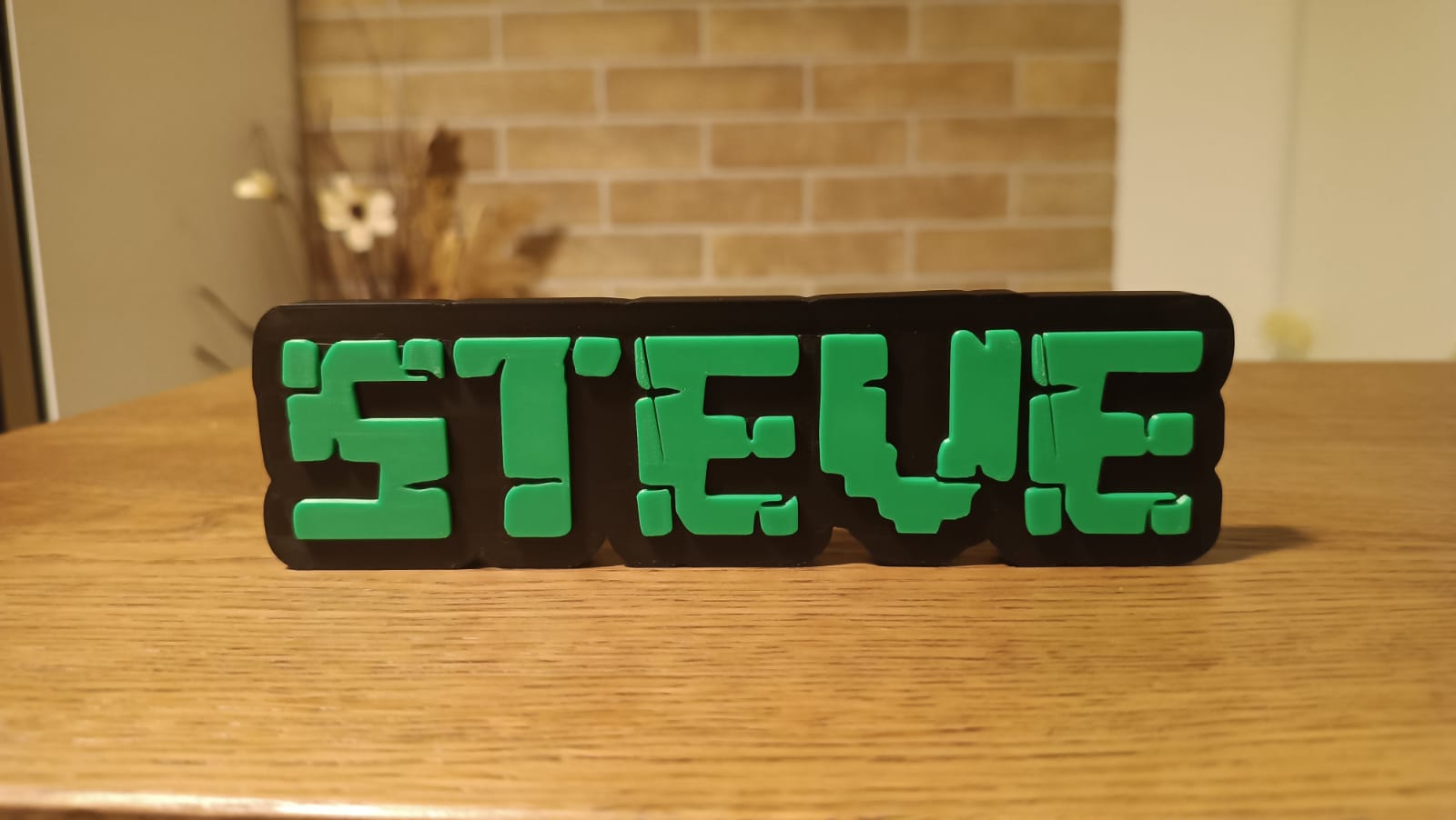 Prénom Steve style Minecraft noir et vert imprimé en 3D