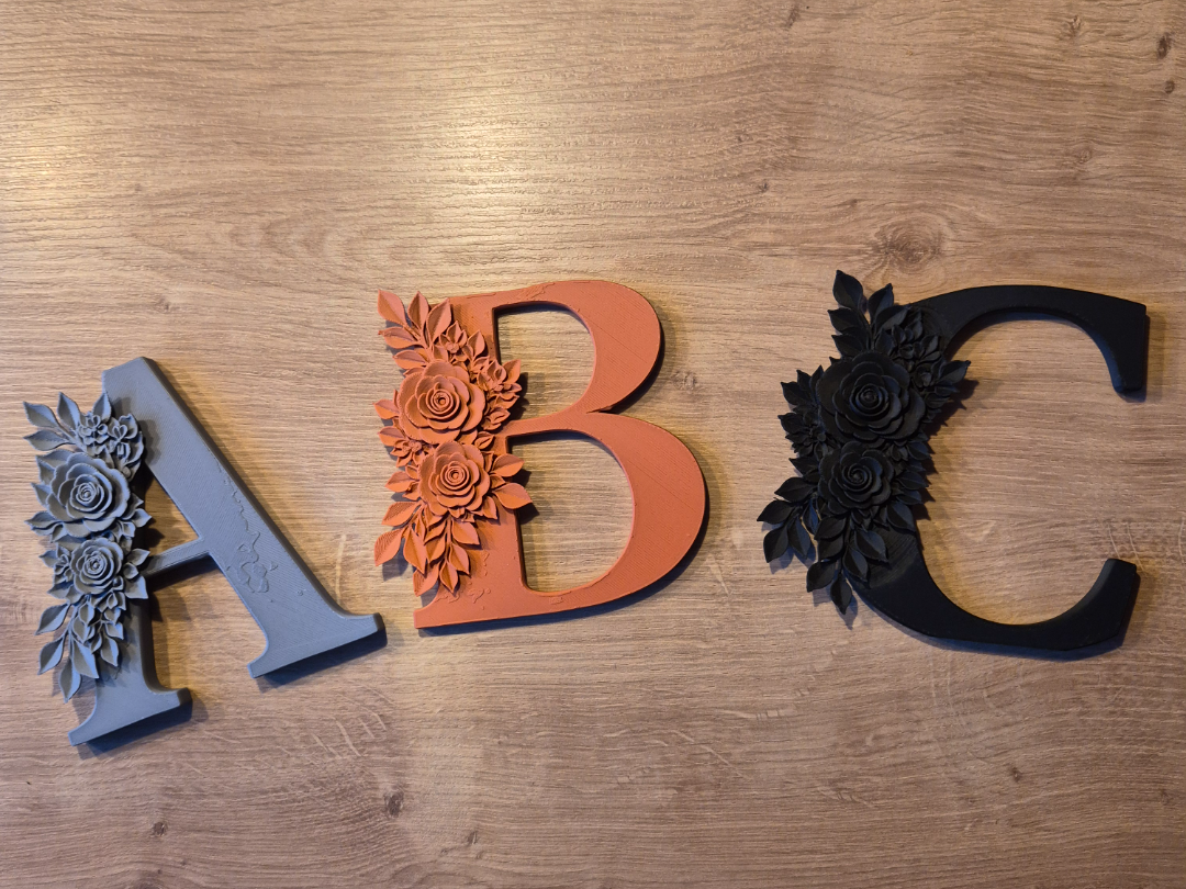 Lettres A B C florales multicolores imprimées en 3D